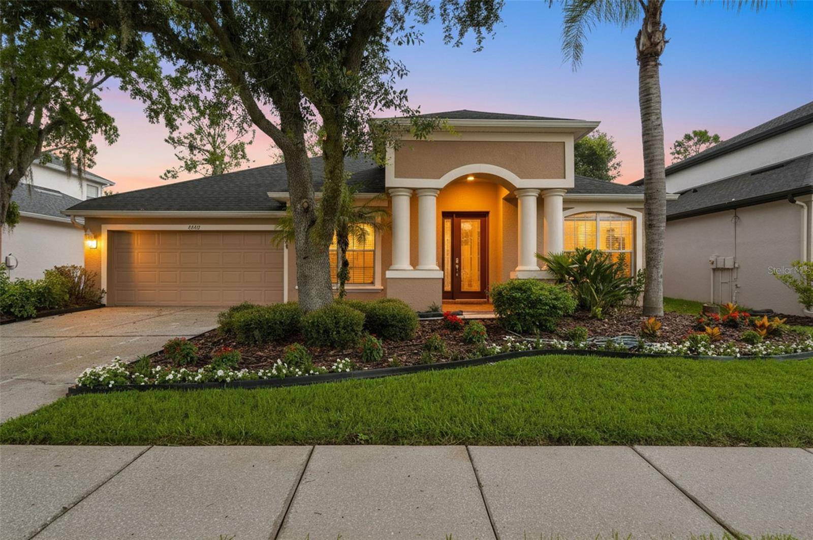 27417 SILVER THATCH DR, Wesley Chapel, FL 33544