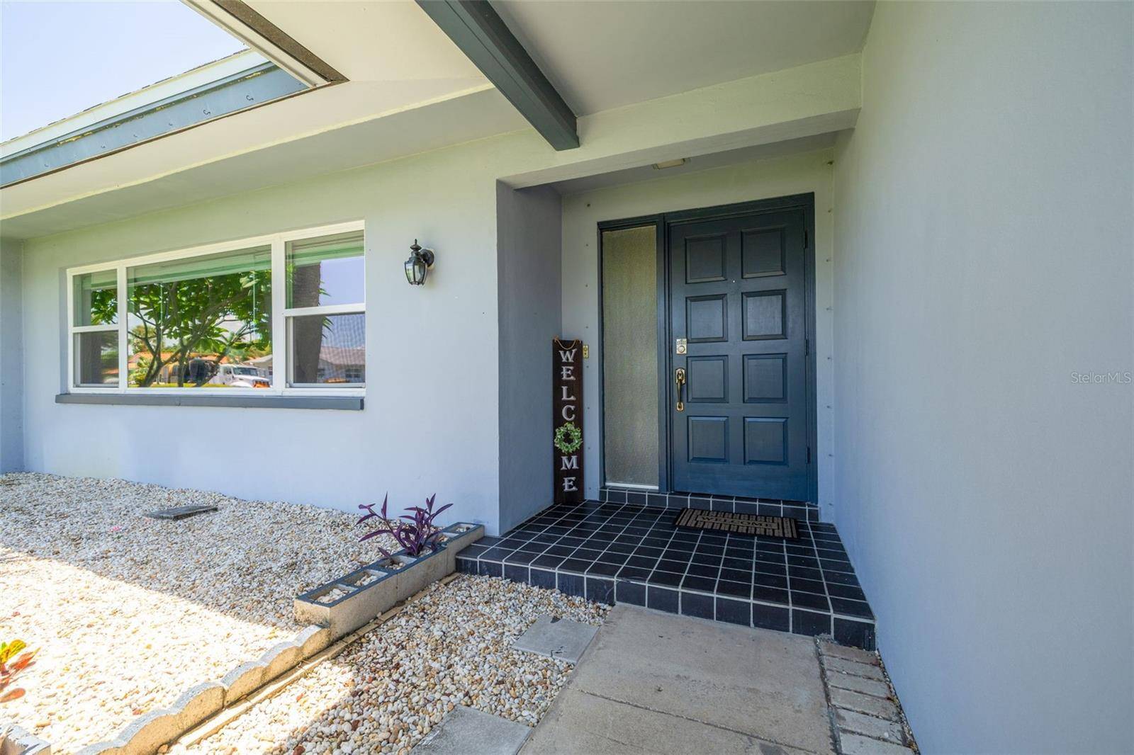 8960 140TH ST, Seminole, FL 33776