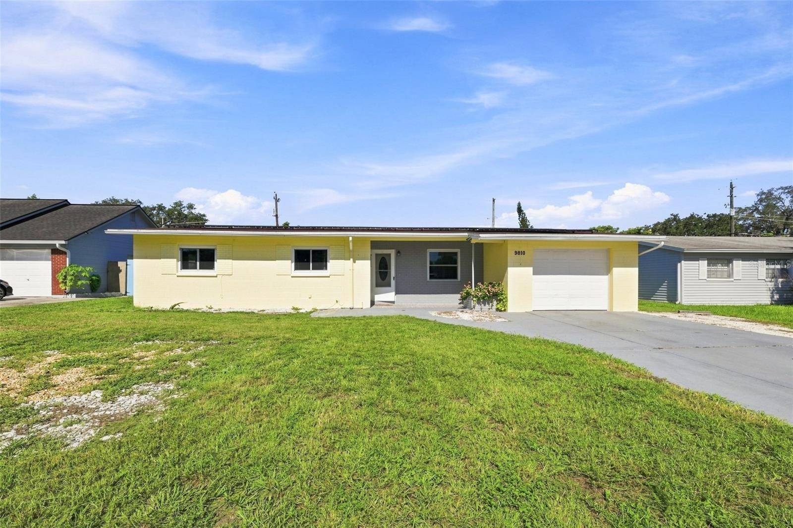 9810 N 54TH ST, Temple Terrace, FL 33617