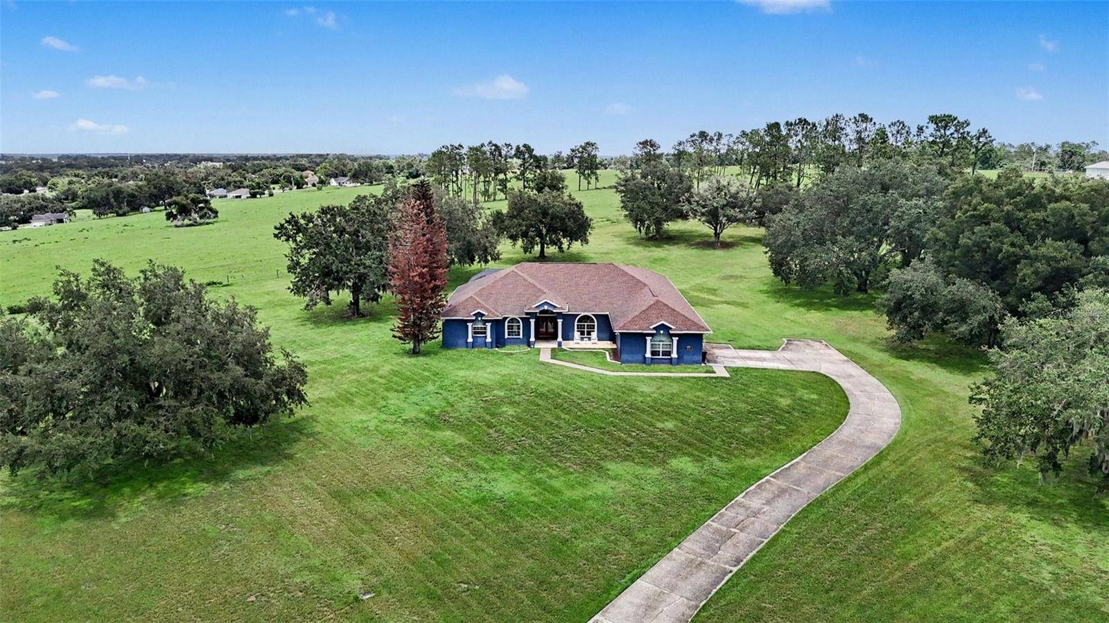 37616 SKY RIDGE CIR, Dade City, FL 33525