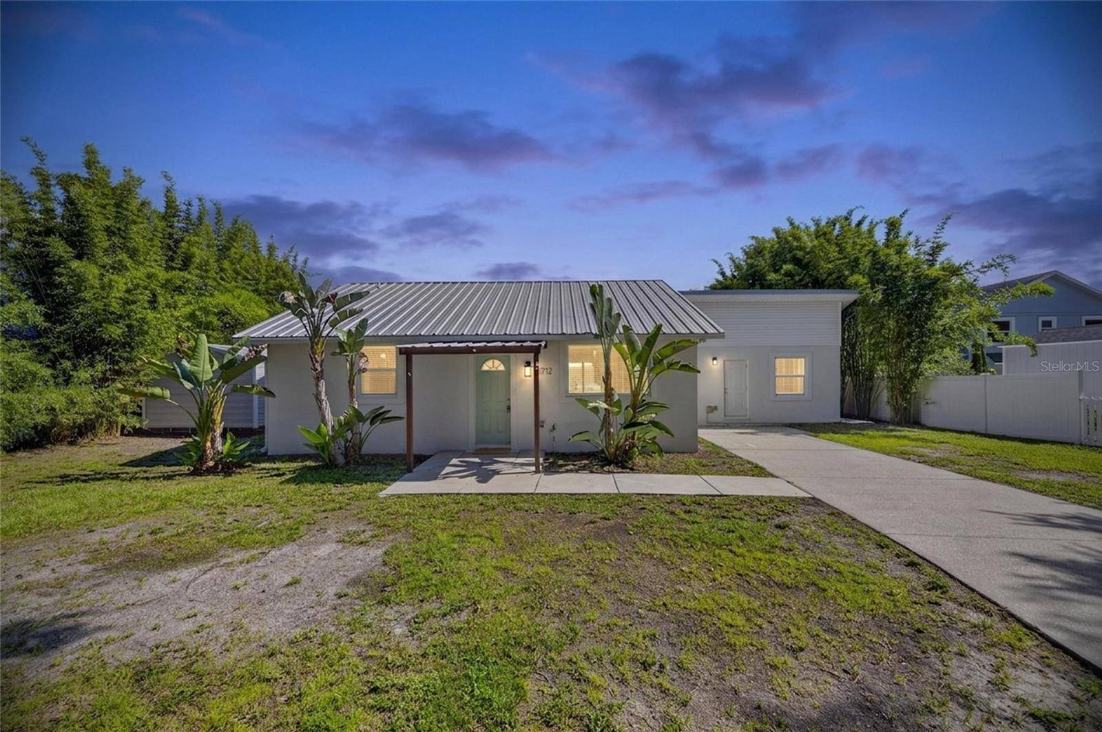 6712 MYRNA DR, Tampa, FL 33619