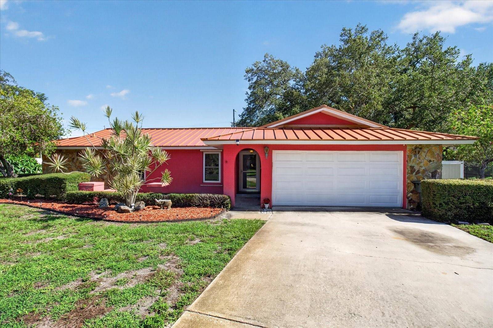 13497 OVAL DR E, Largo, FL 33774