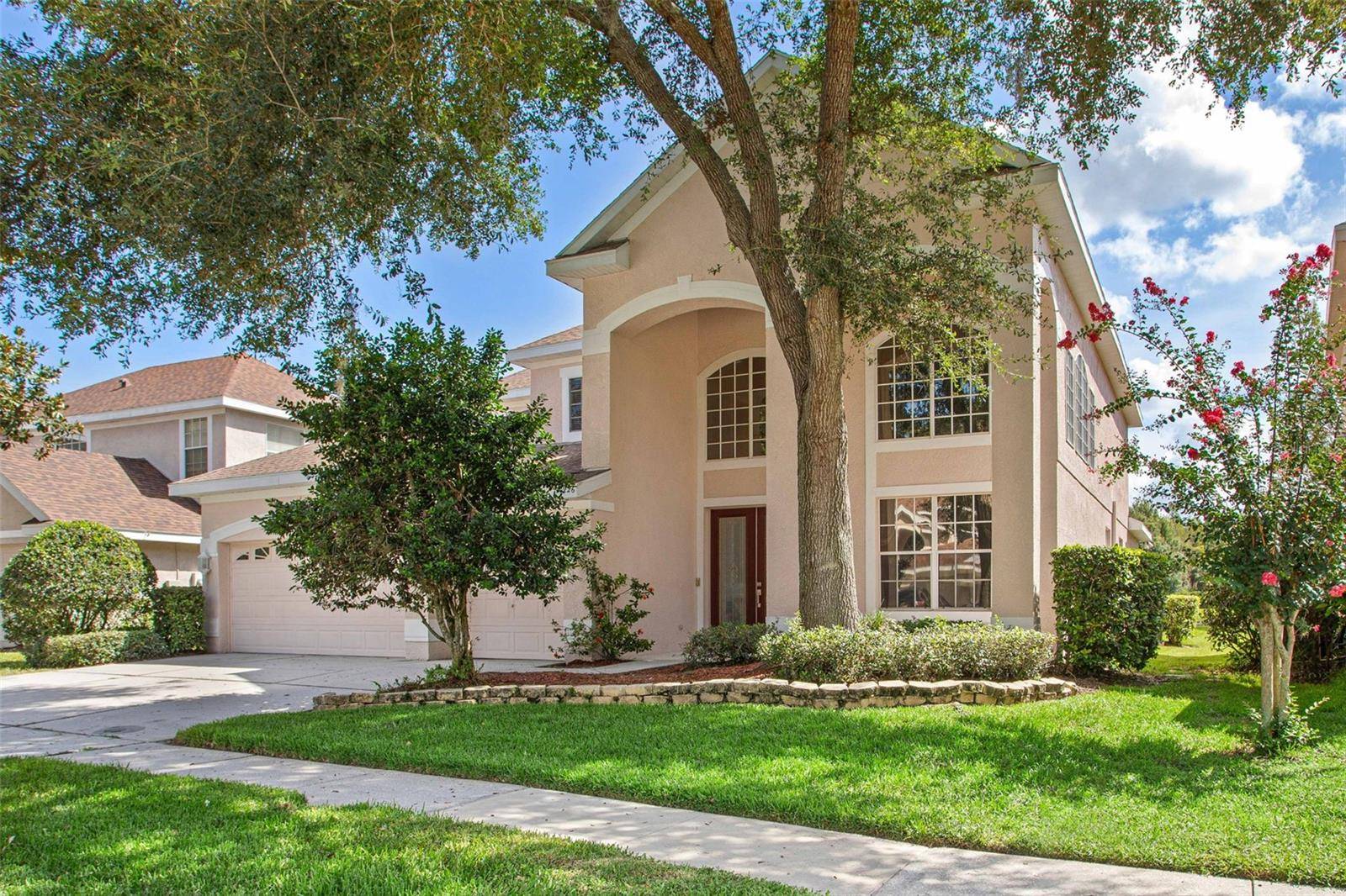 10226 DEERCLIFF DR, Tampa, FL 33647