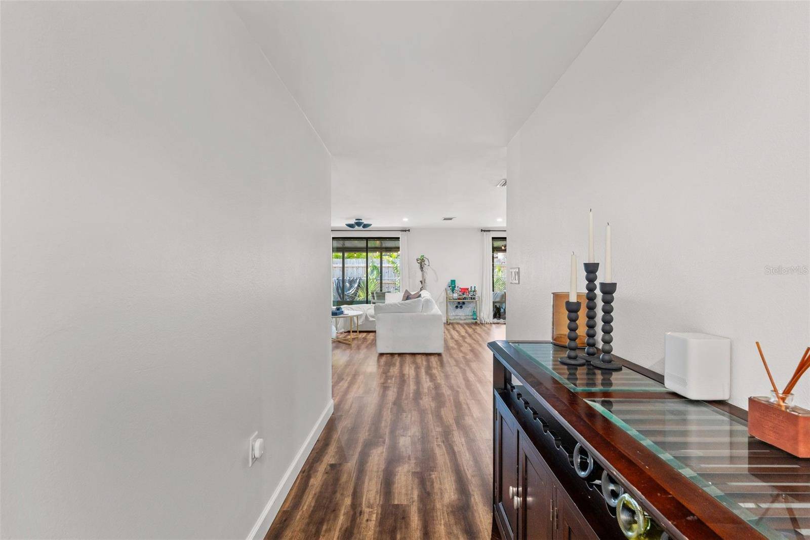 2874 DAVIS BLVD, Sarasota, FL 34237