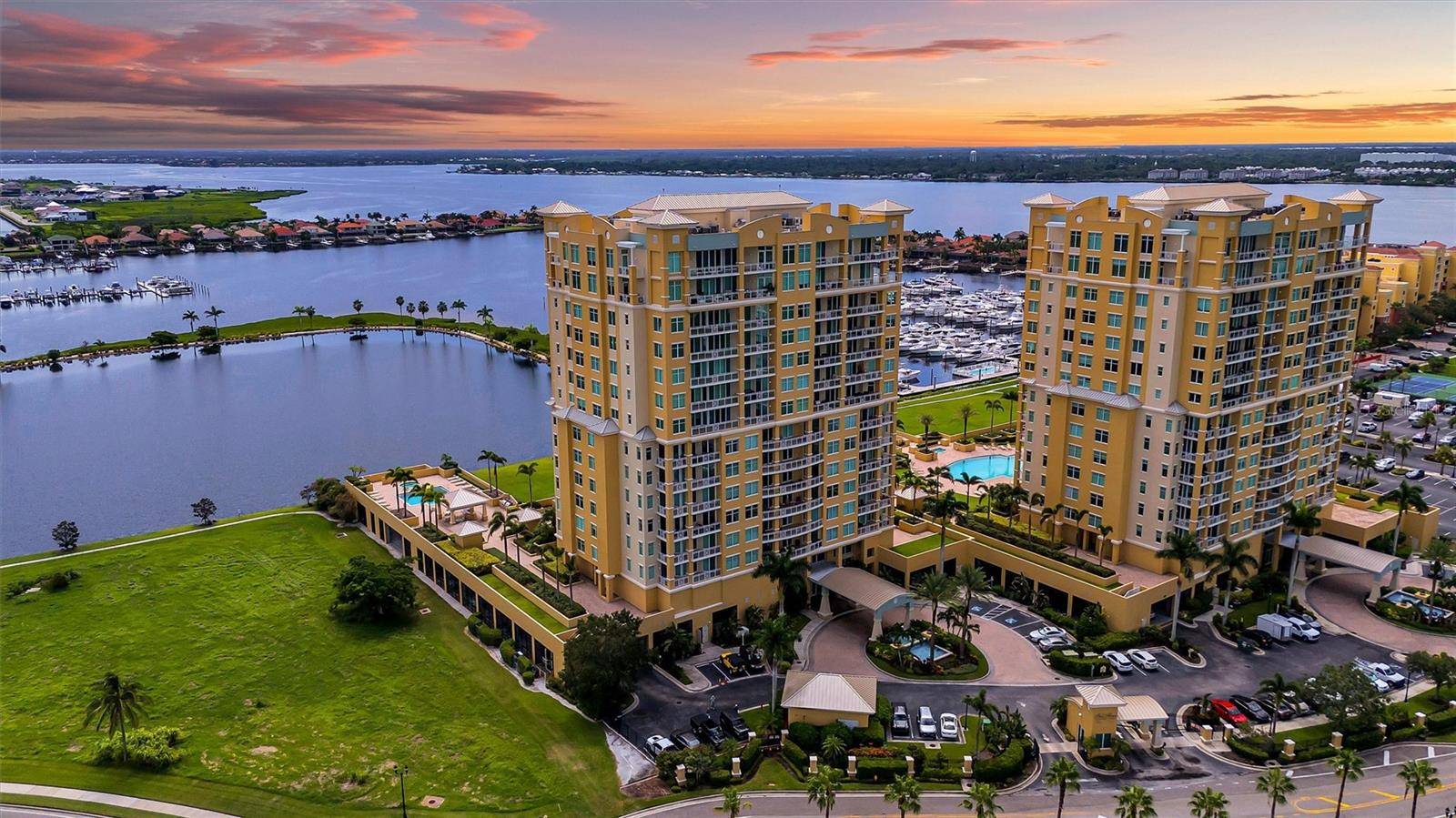 140 RIVIERA DUNES WAY #503, Palmetto, FL 34221