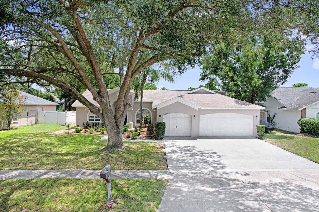 3005 FOLKLORE DR, Valrico, FL 33596