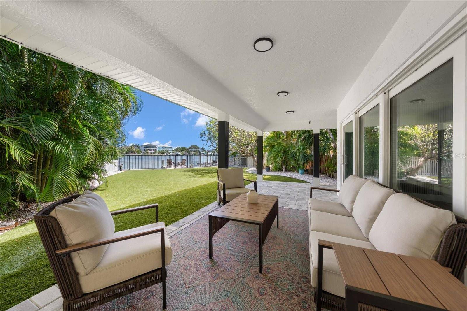 1907 BAY BLVD, Indian Rocks Beach, FL 33785