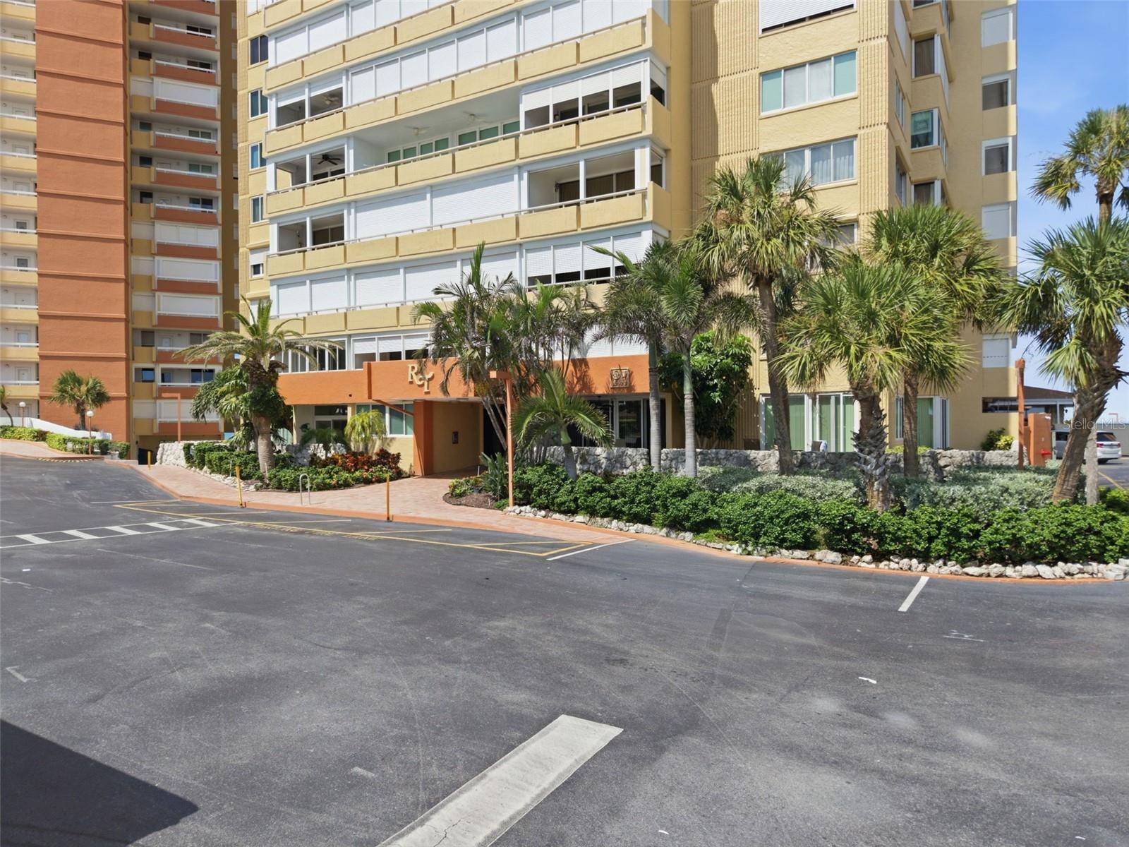 17920 GULF BLVD #1401, Redington Shores, FL 33708