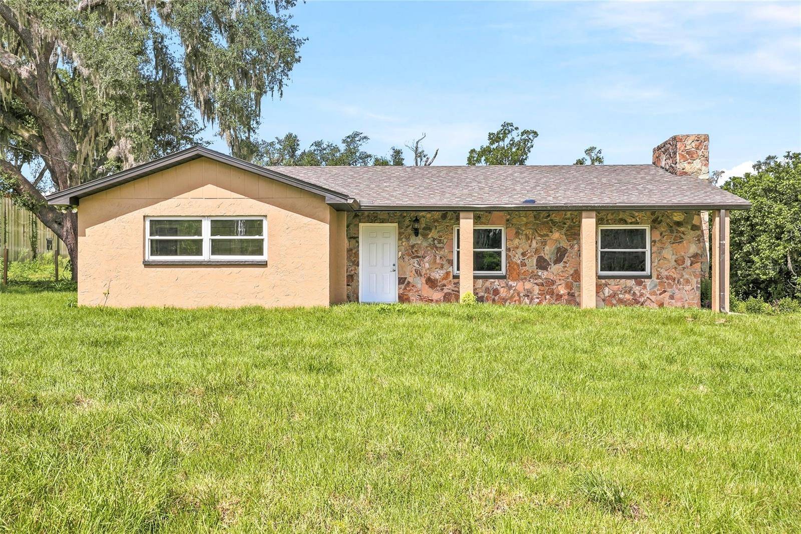 37670 FARR RD, Dade City, FL 33523