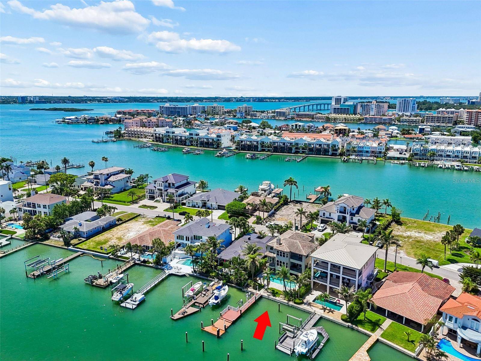 136 DEVON DR, Clearwater Beach, FL 33767