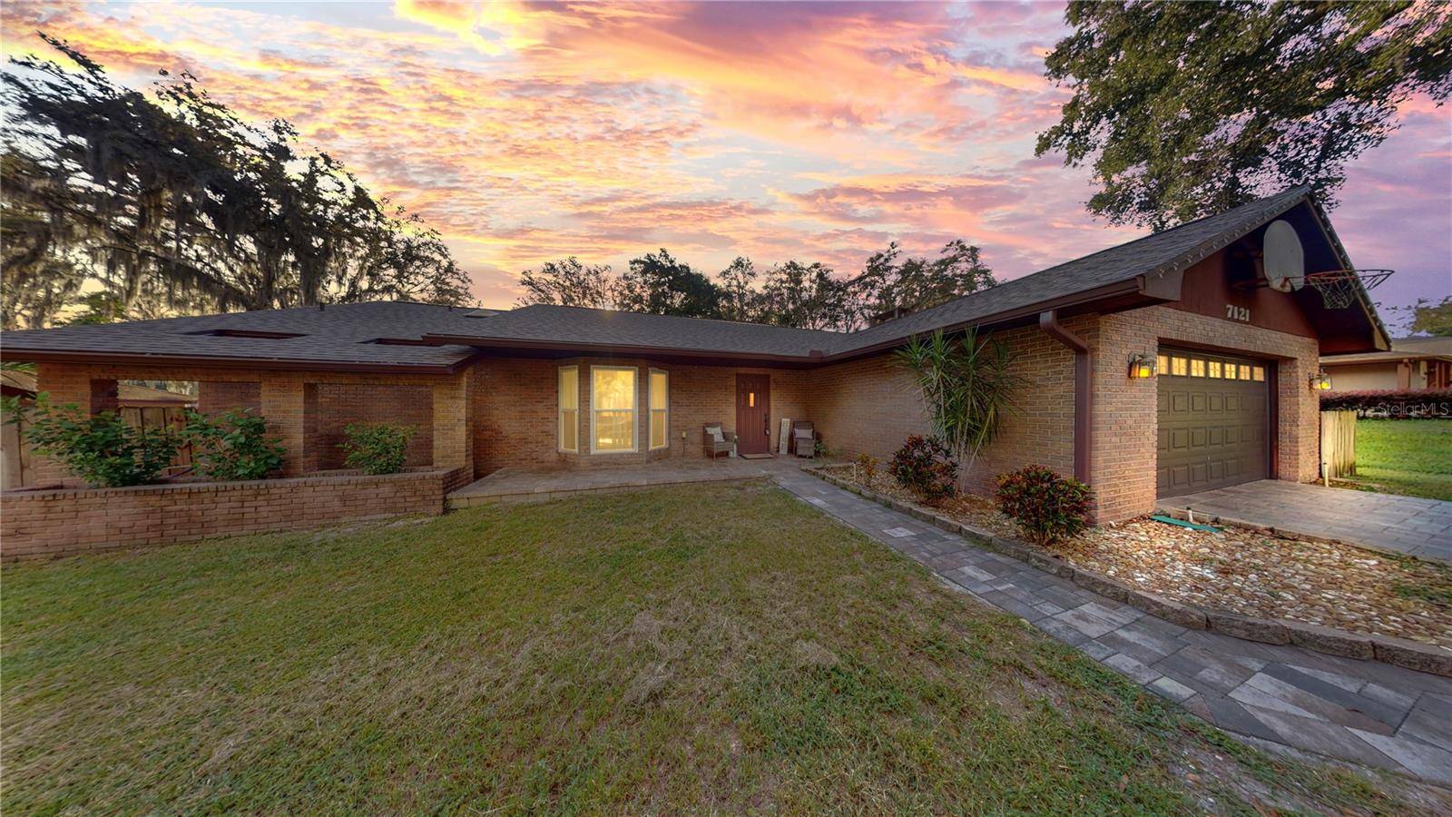 7121 ODONIEL LOOP W, Lakeland, FL 33809
