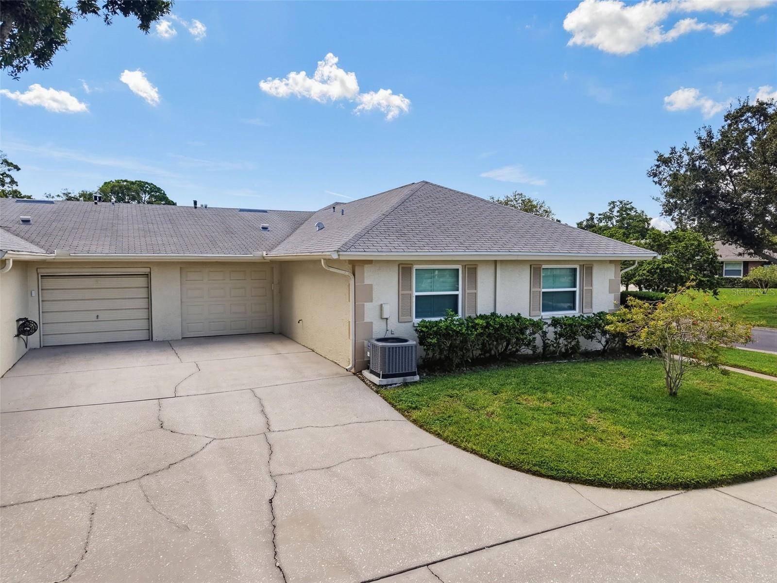 1372 CARLISLE CT, Dunedin, FL 34698