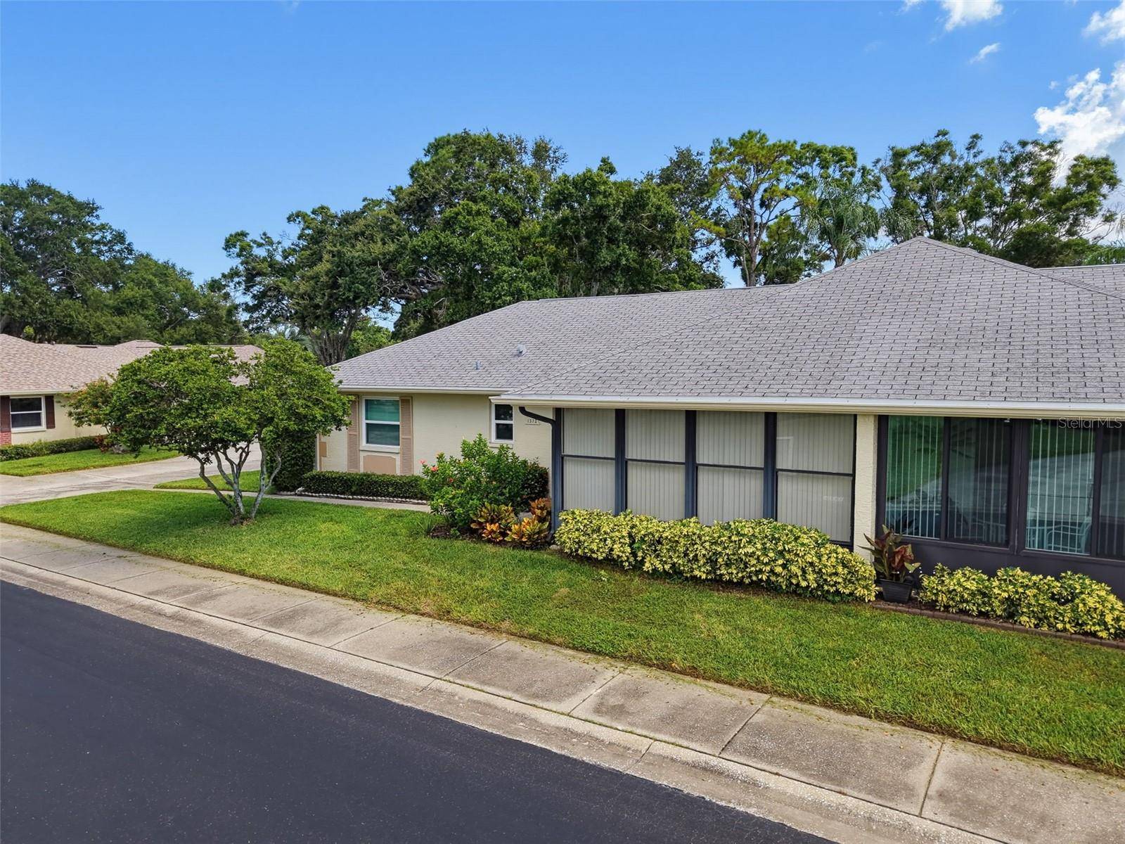 1372 CARLISLE CT, Dunedin, FL 34698