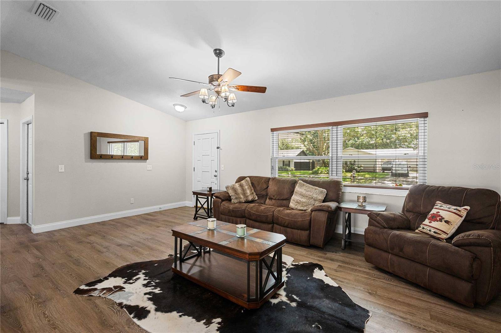 2423 FORREST CREST CIR, Lutz, FL 33549