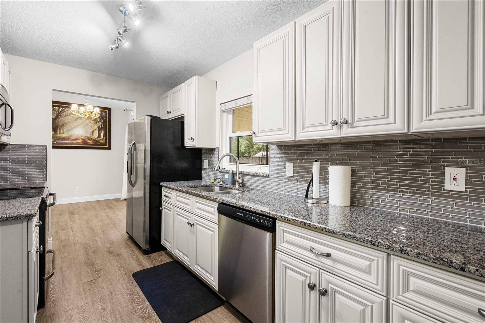 2423 FORREST CREST CIR, Lutz, FL 33549