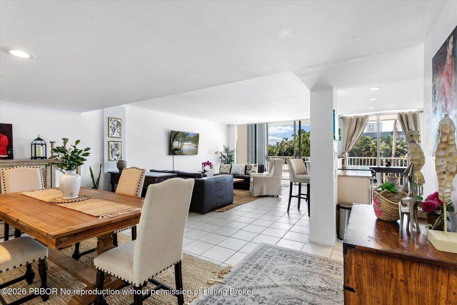 2860 S OCEAN BLVD #208, Palm Beach, FL 33480