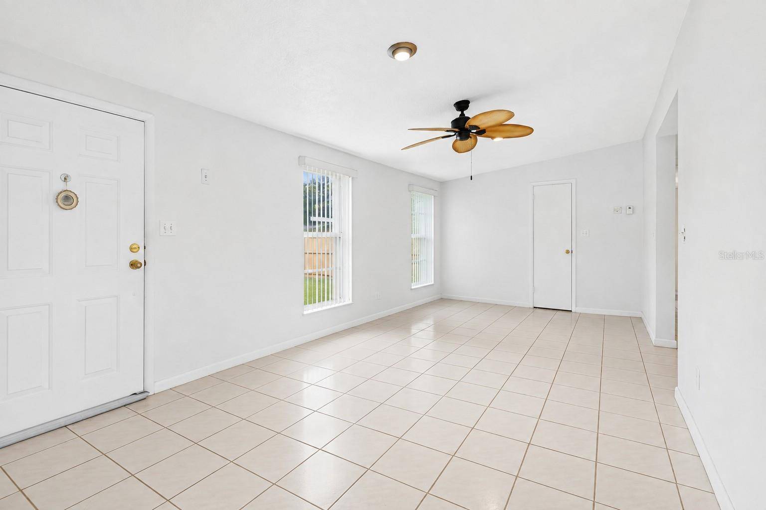 568 MANOR DR, Dunedin, FL 34698