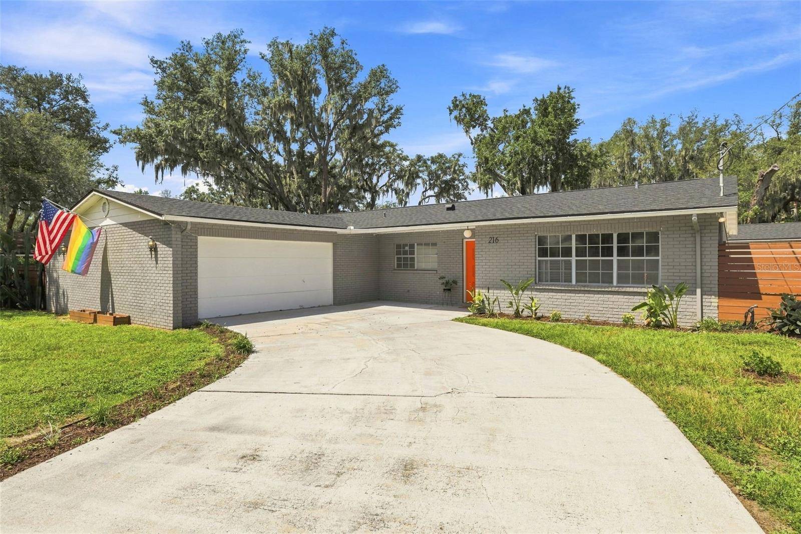 216 AMANA AVE, Brandon, FL 33510