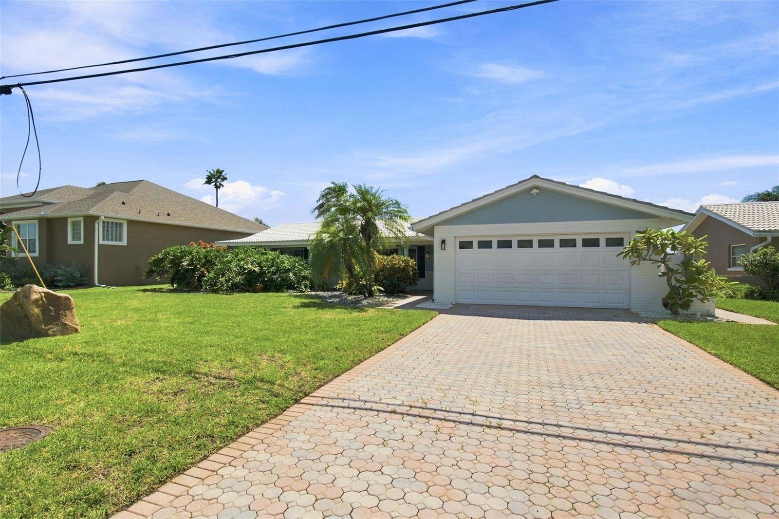 11900 7TH ST E, Treasure Island, FL 33706