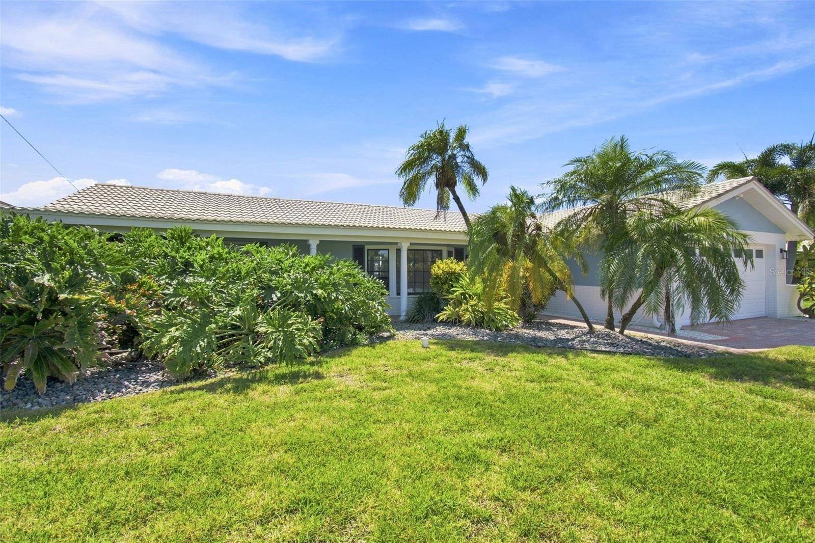 11900 7TH ST E, Treasure Island, FL 33706