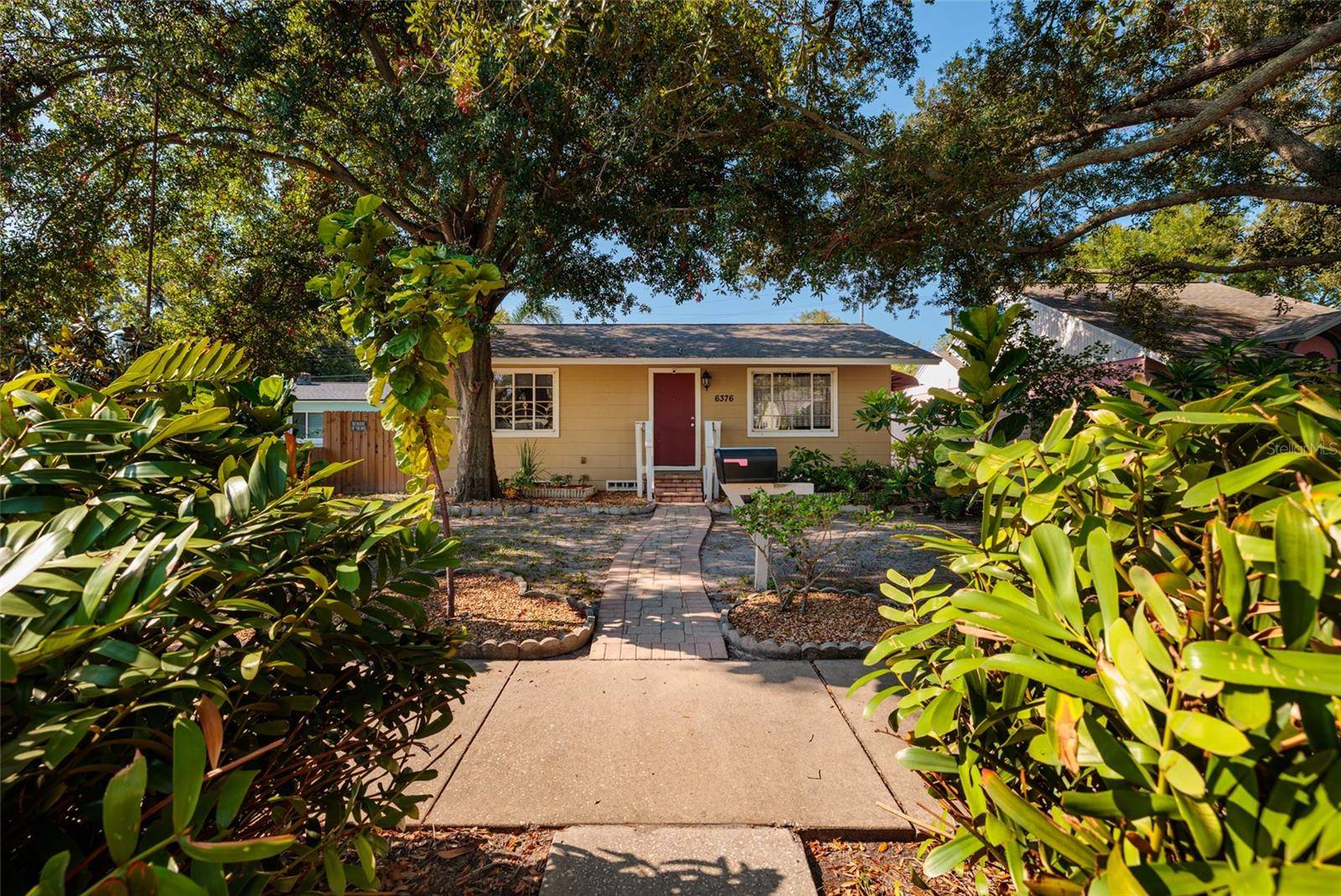 6376 4TH AVE S, St Petersburg, FL 33707