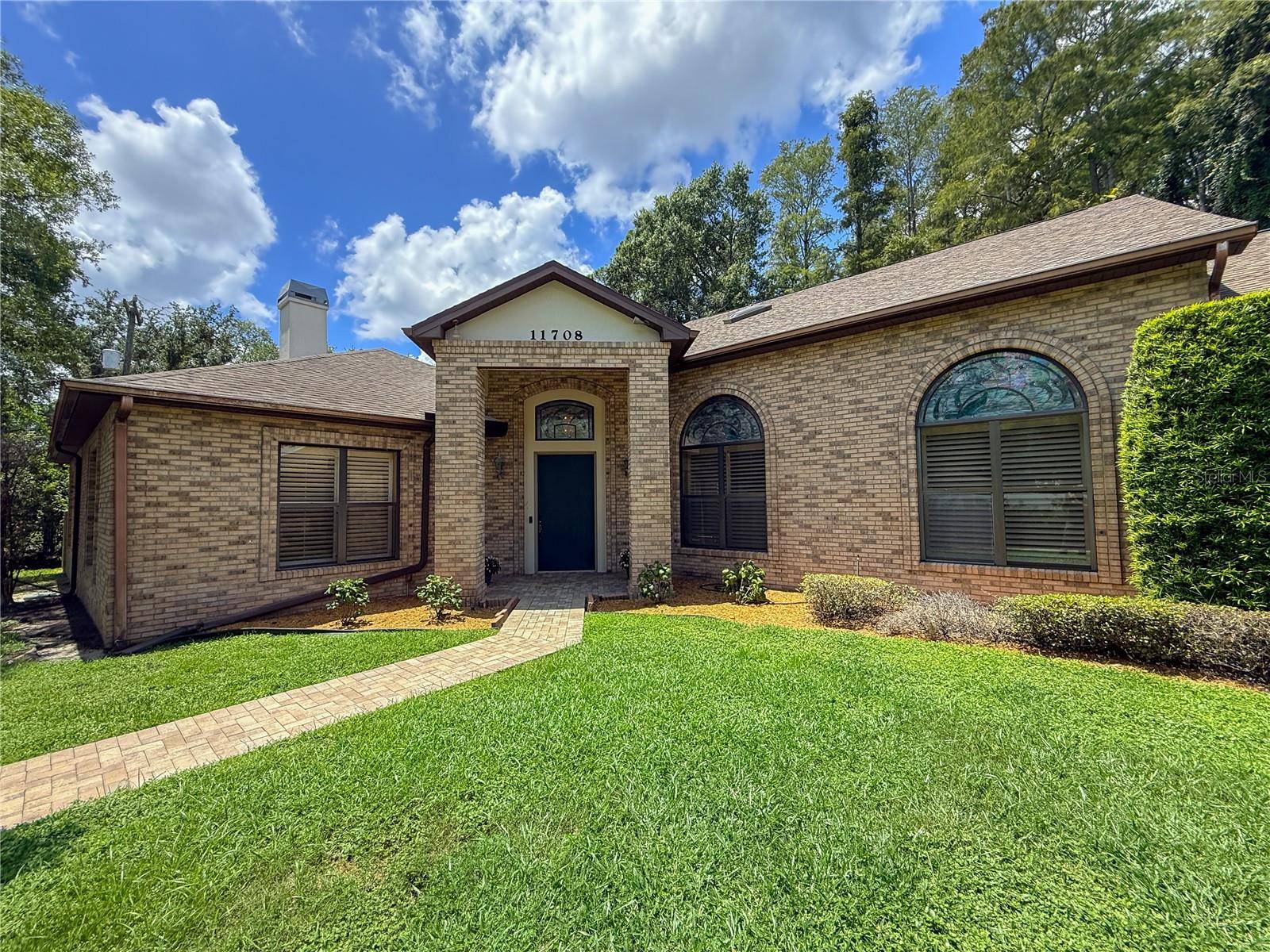 11708 ORANGE GROVE DR, Tampa, FL 33618