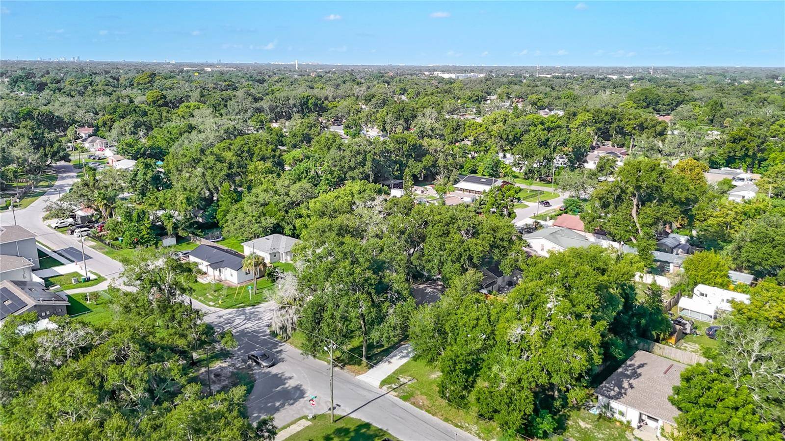 1616 E POINSETTIA AVE, Tampa, FL 33612