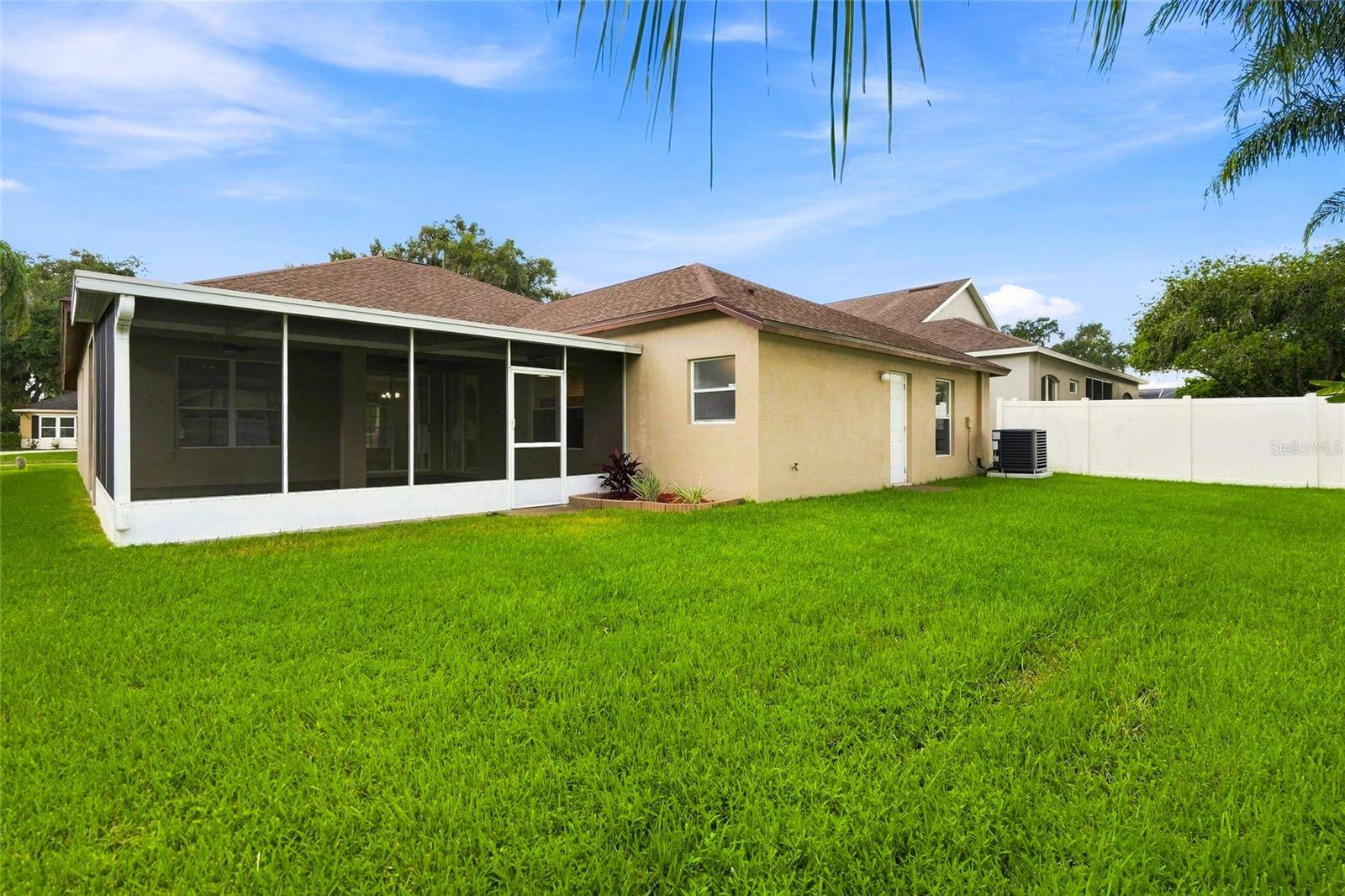 30501 IVERSON DR, Wesley Chapel, FL 33543