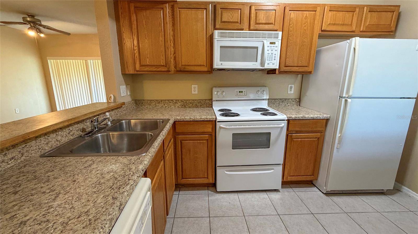 9523 GROVEDALE CIR #101, Riverview, FL 33578