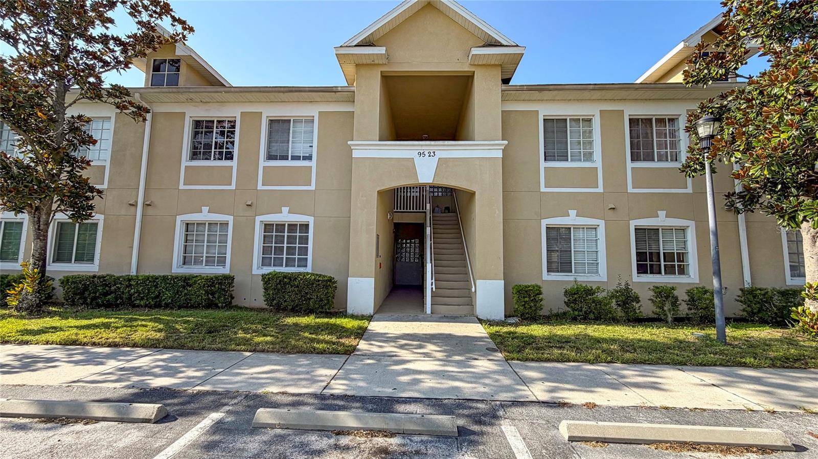 9523 GROVEDALE CIR #101, Riverview, FL 33578