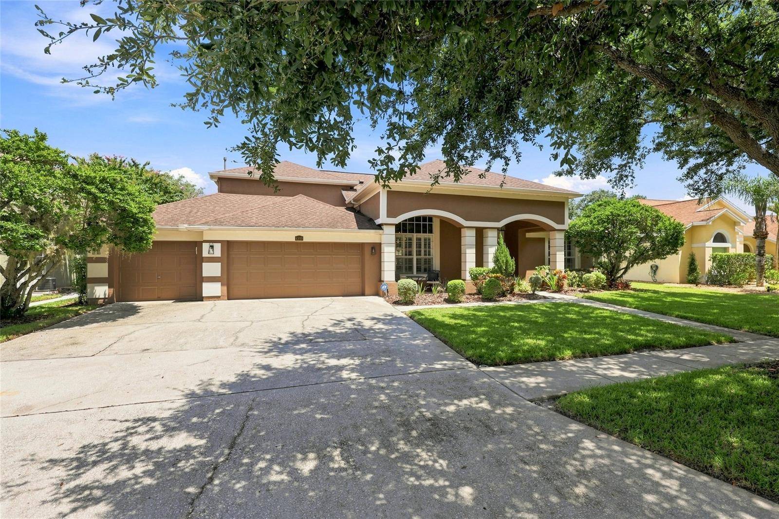 8310 SUMMER GROVE RD, Tampa, FL 33647