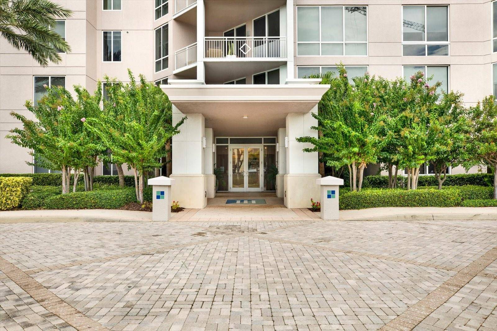 331 CLEVELAND ST #212, Clearwater, FL 33755