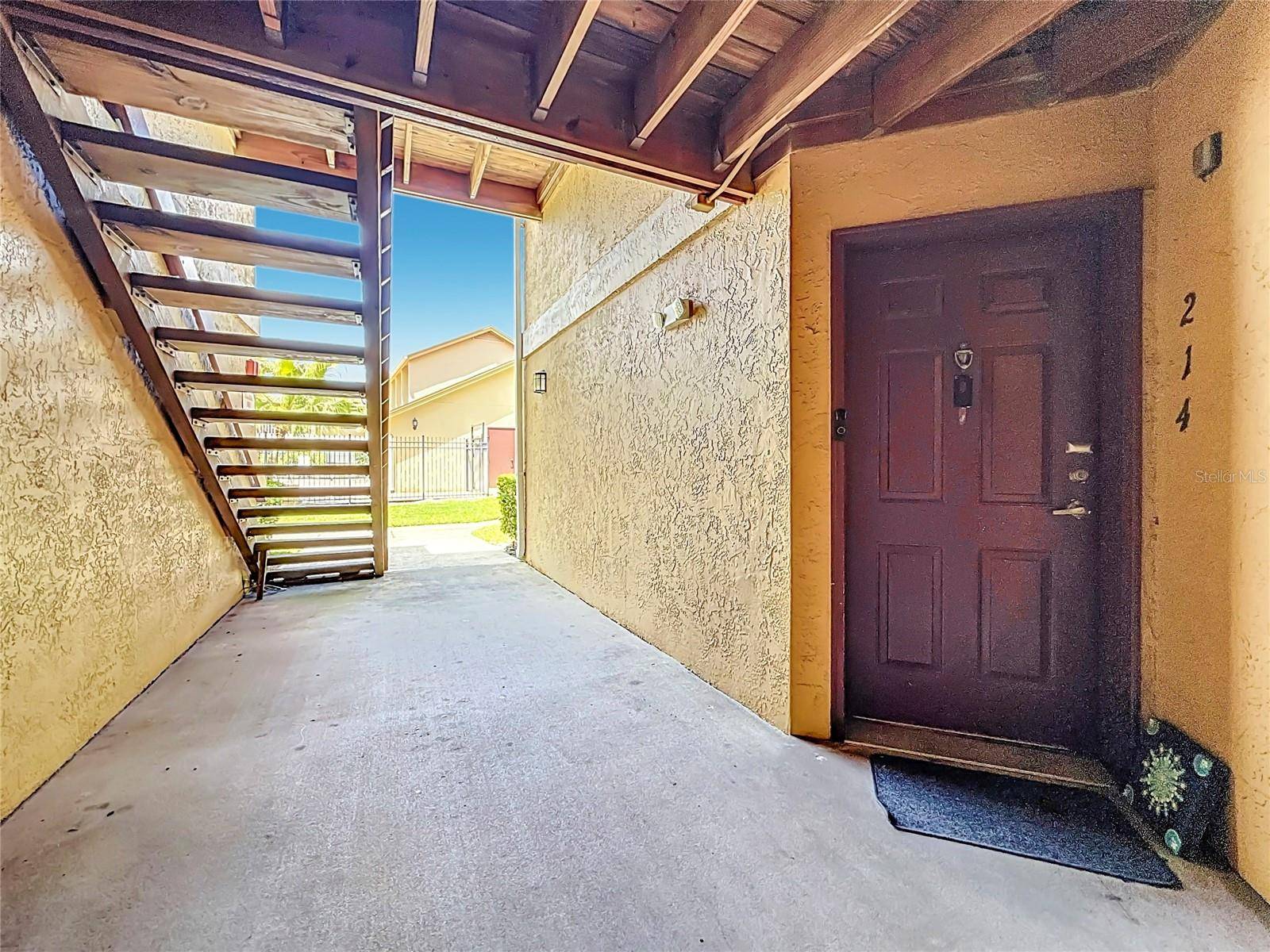 1550 S BELCHER RD #214, Clearwater, FL 33764
