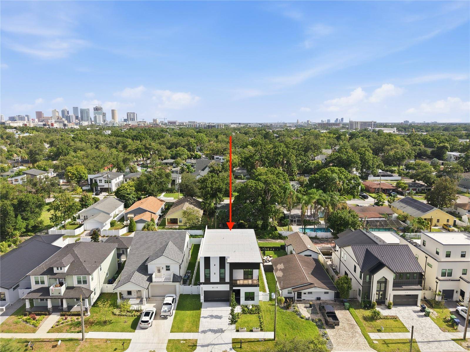 810 W BRADDOCK ST, Tampa, FL 33603