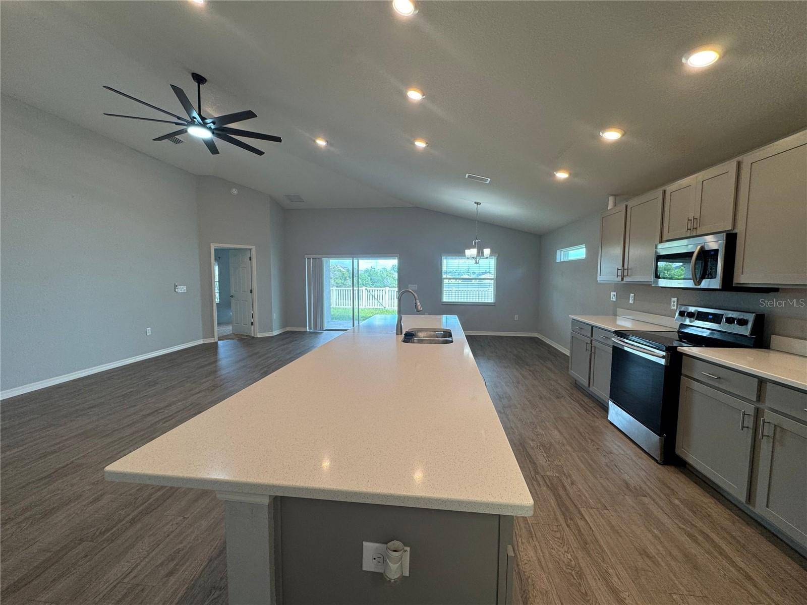 11771 STONE PINE ST, Riverview, FL 33569