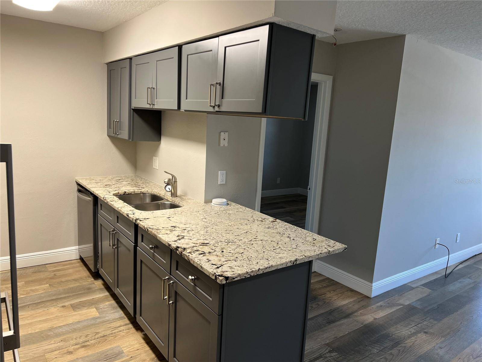 208 RED CEDAR PL #208, Brandon, FL 33510