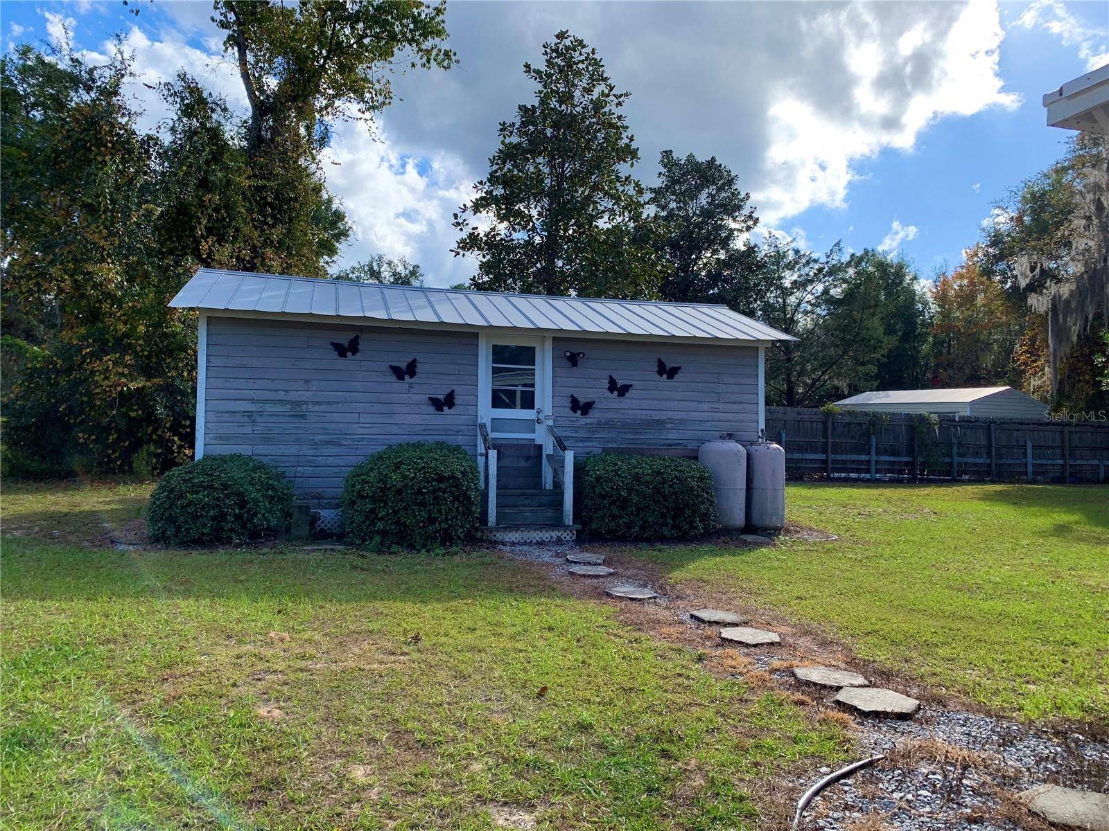 17630 NE 246TH PL, Fort Mc Coy, FL 32134