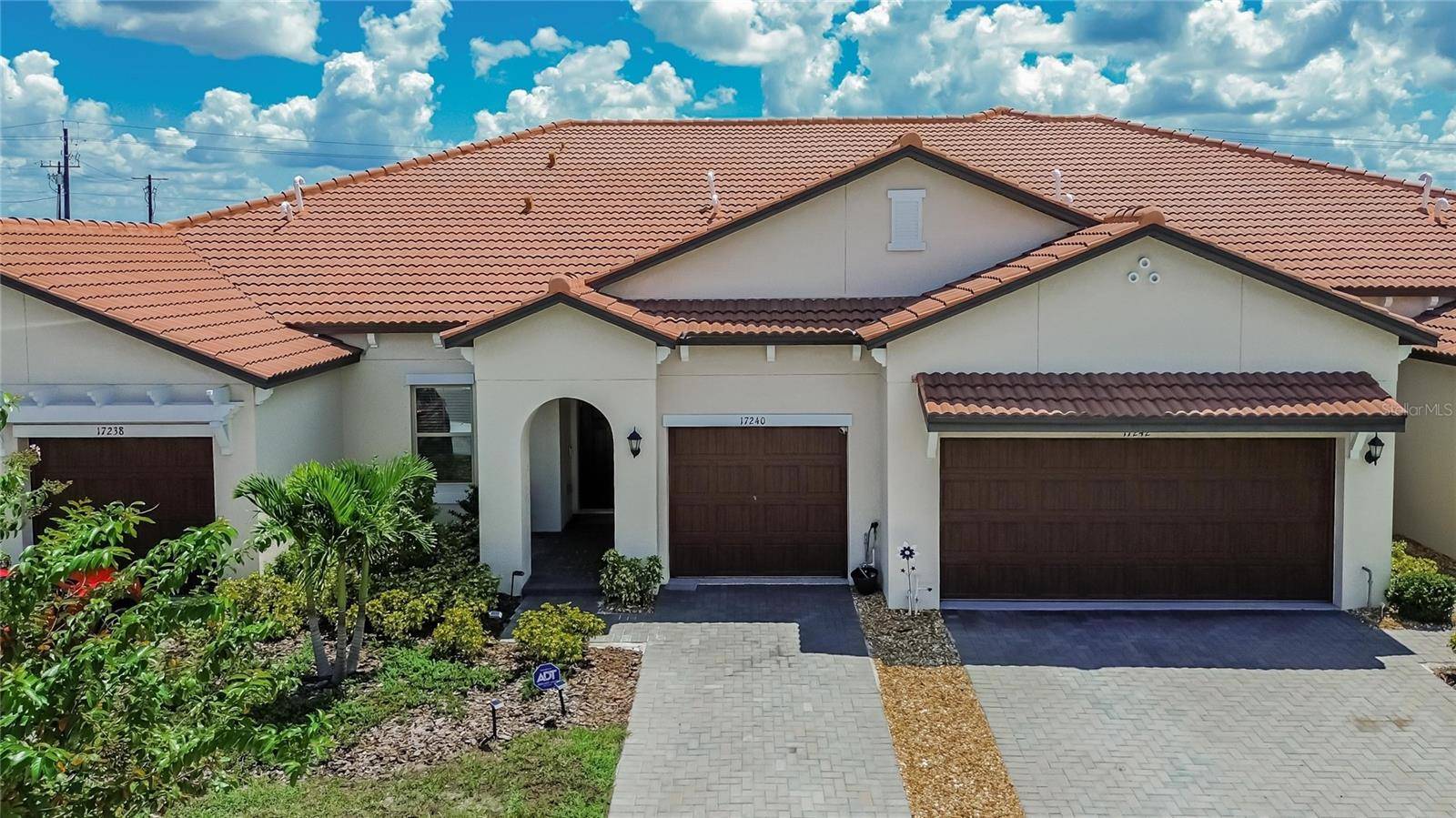 17240 HOLLY WELL AVE, Wimauma, FL 33598