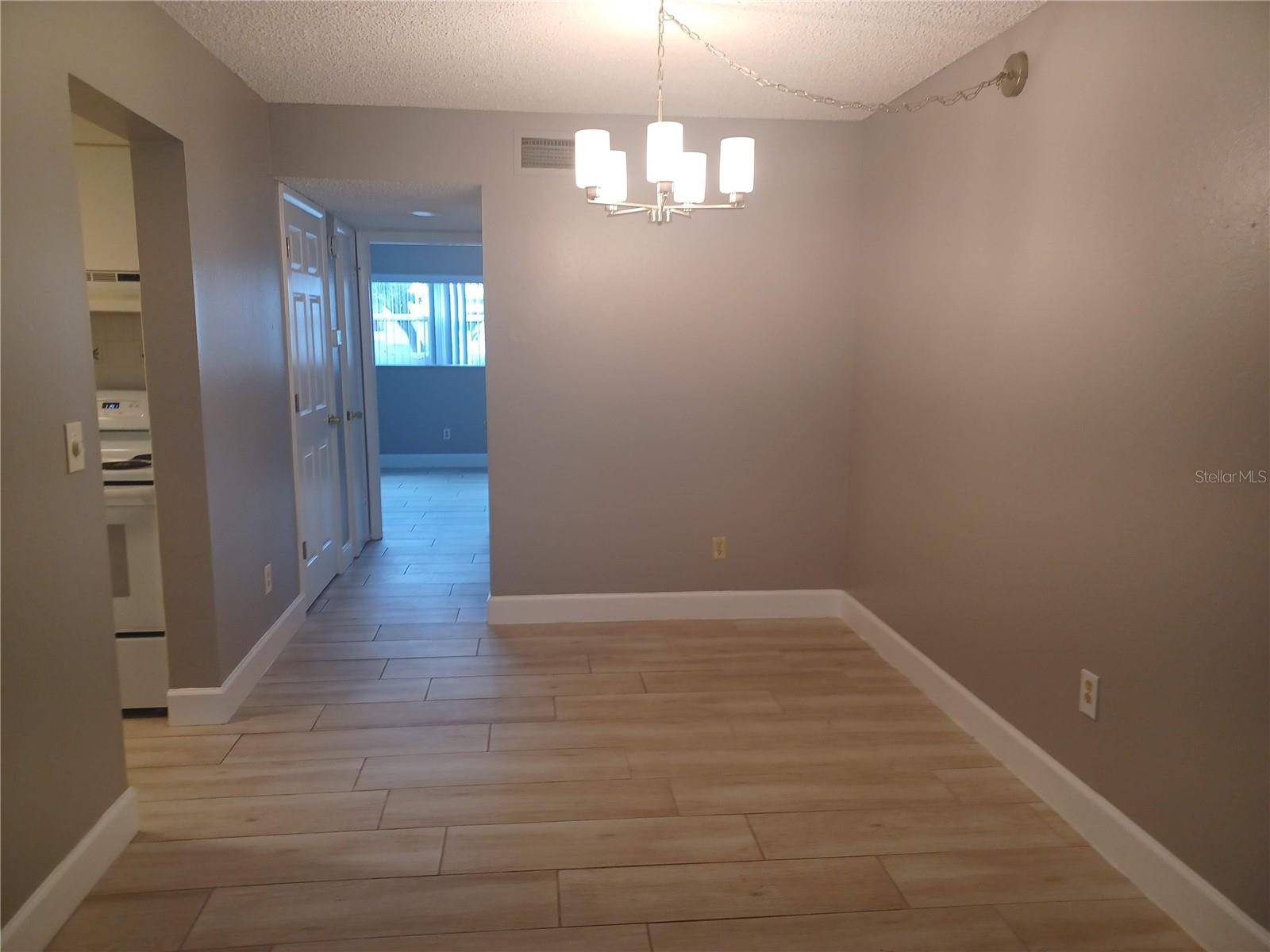 2525 W BAY DR #A12, Belleair Bluffs, FL 33770