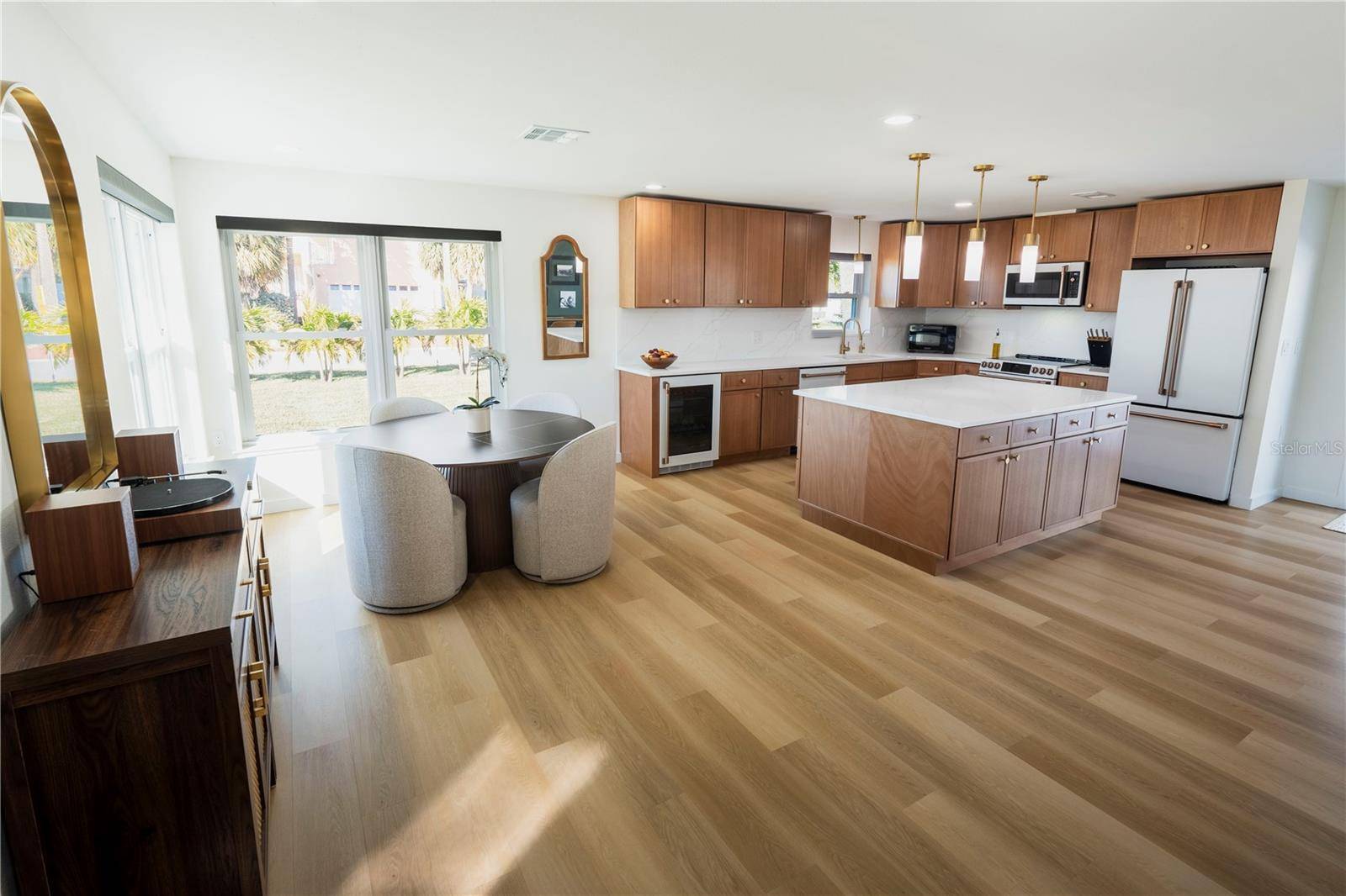 705 GULF BLVD, Belleair Beach, FL 33786