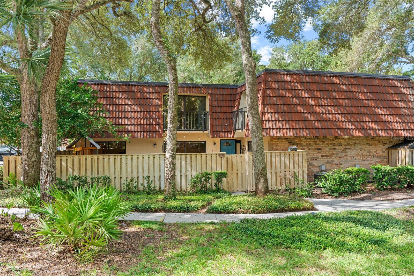 680 1ST CT, Palm Harbor, FL 34684
