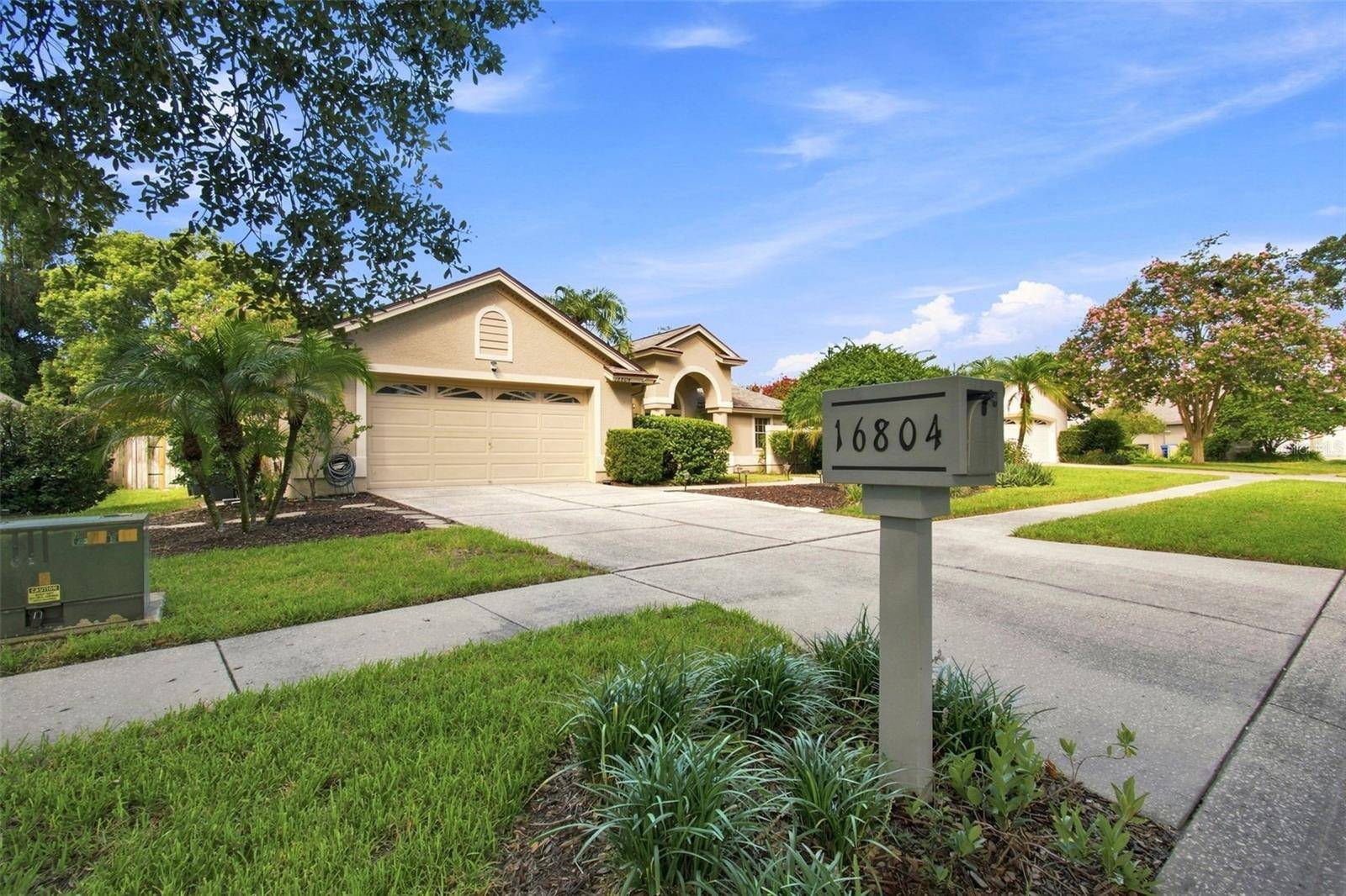 16804 SHEFFIELD PARK DR, Lutz, FL 33549