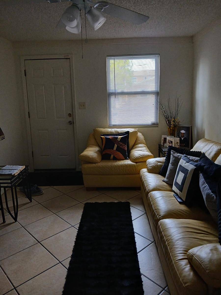 905 BEVERLY AVE, Largo, FL 33770