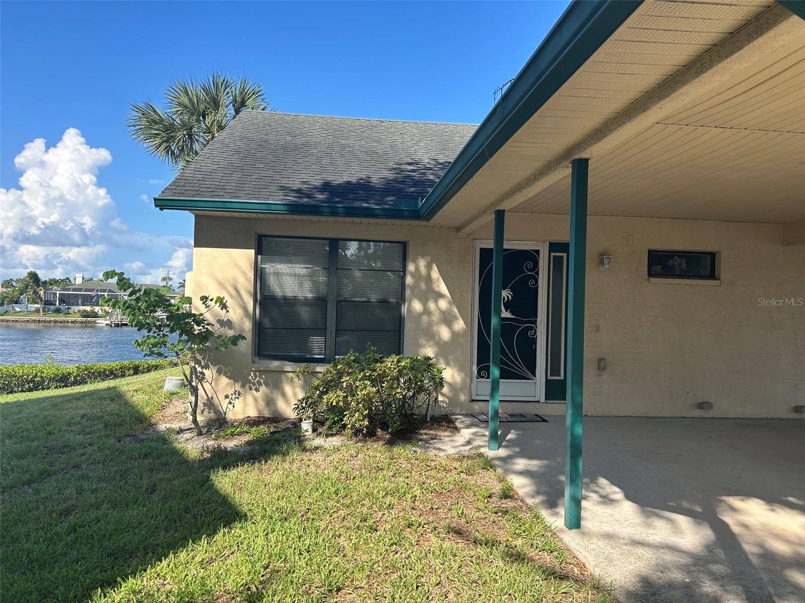 608 YARDARM DR #4, Apollo Beach, FL 33572
