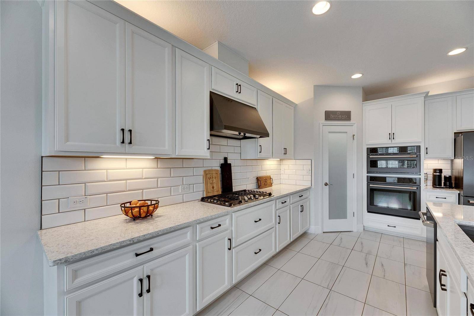 7528 PARADISO DR, Apollo Beach, FL 33572