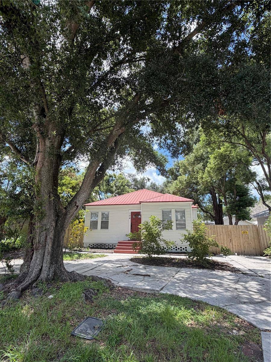 104 W LAMBRIGHT ST, Tampa, FL 33604