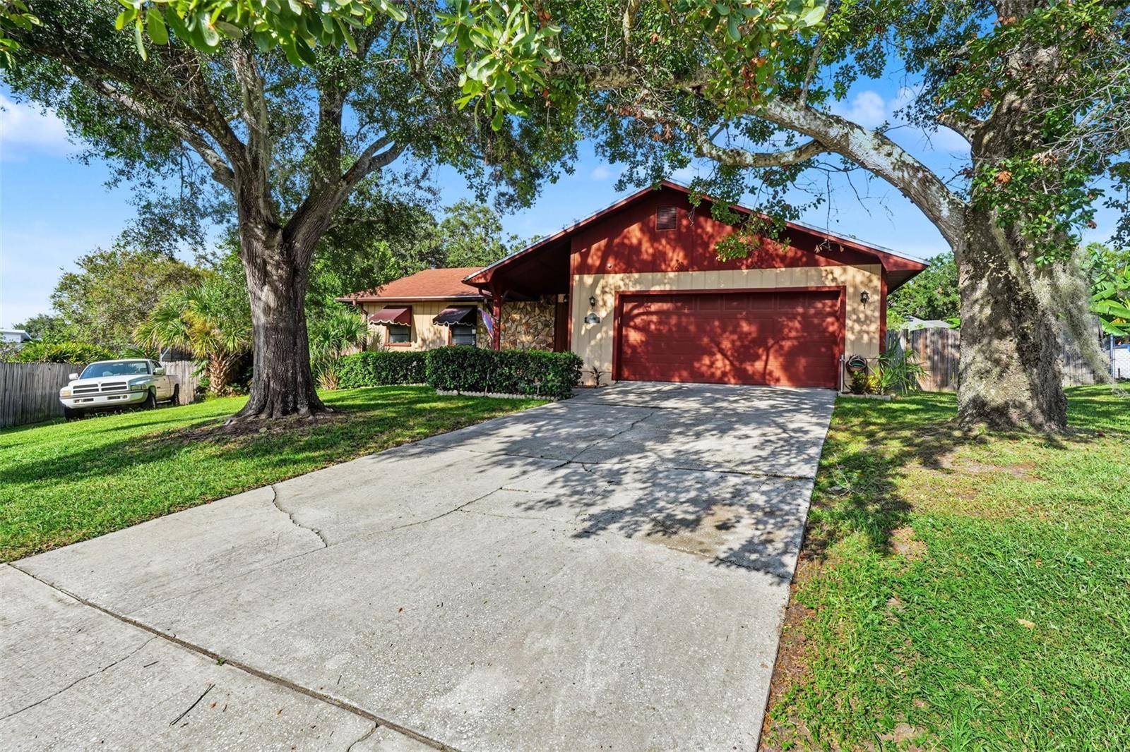 4910 FOXRUN PL, Lakeland, FL 33813