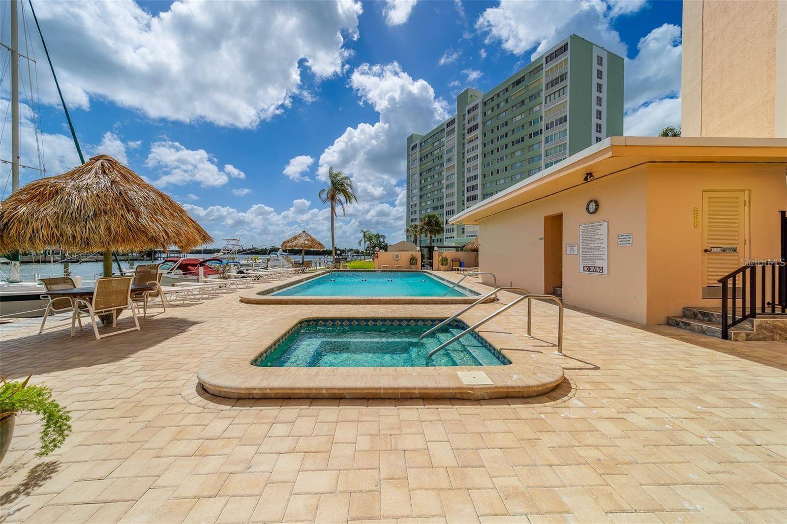 51 ISLAND WAY #909, Clearwater, FL 33767