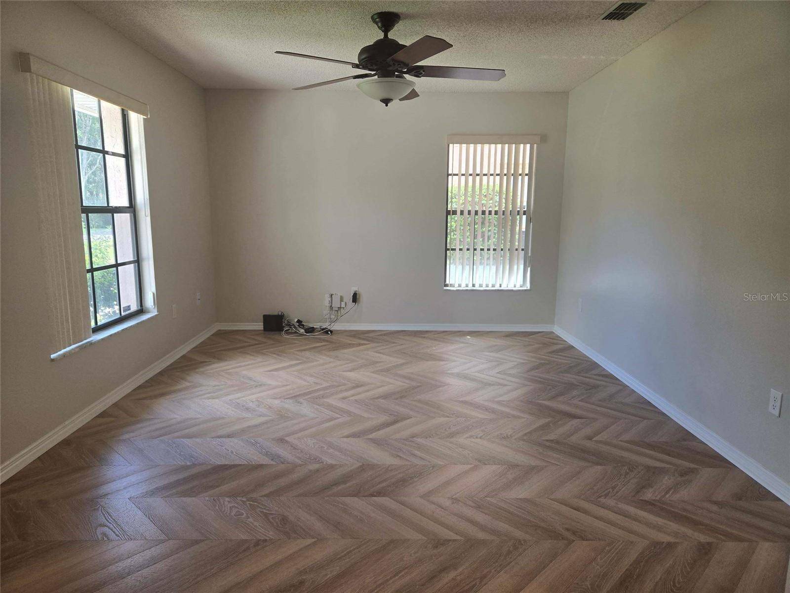 9617 CYPRESS BROOK RD, Tampa, FL 33647