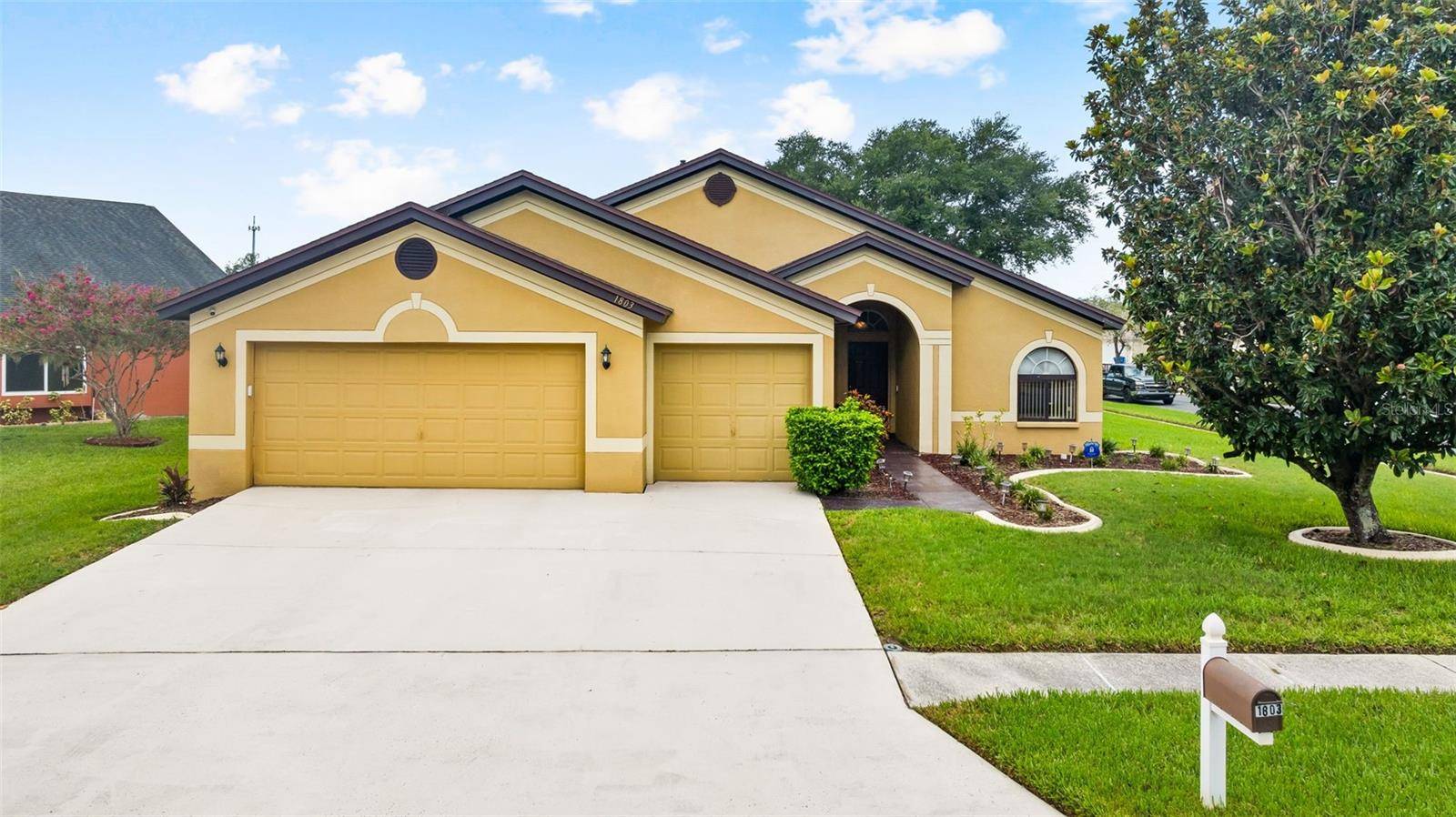 1803 CATTLEMAN DR, Brandon, FL 33511